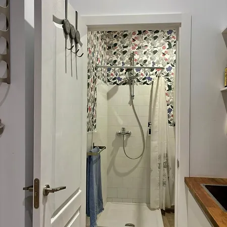 Bodegas De Cazon Barrio San Miguel